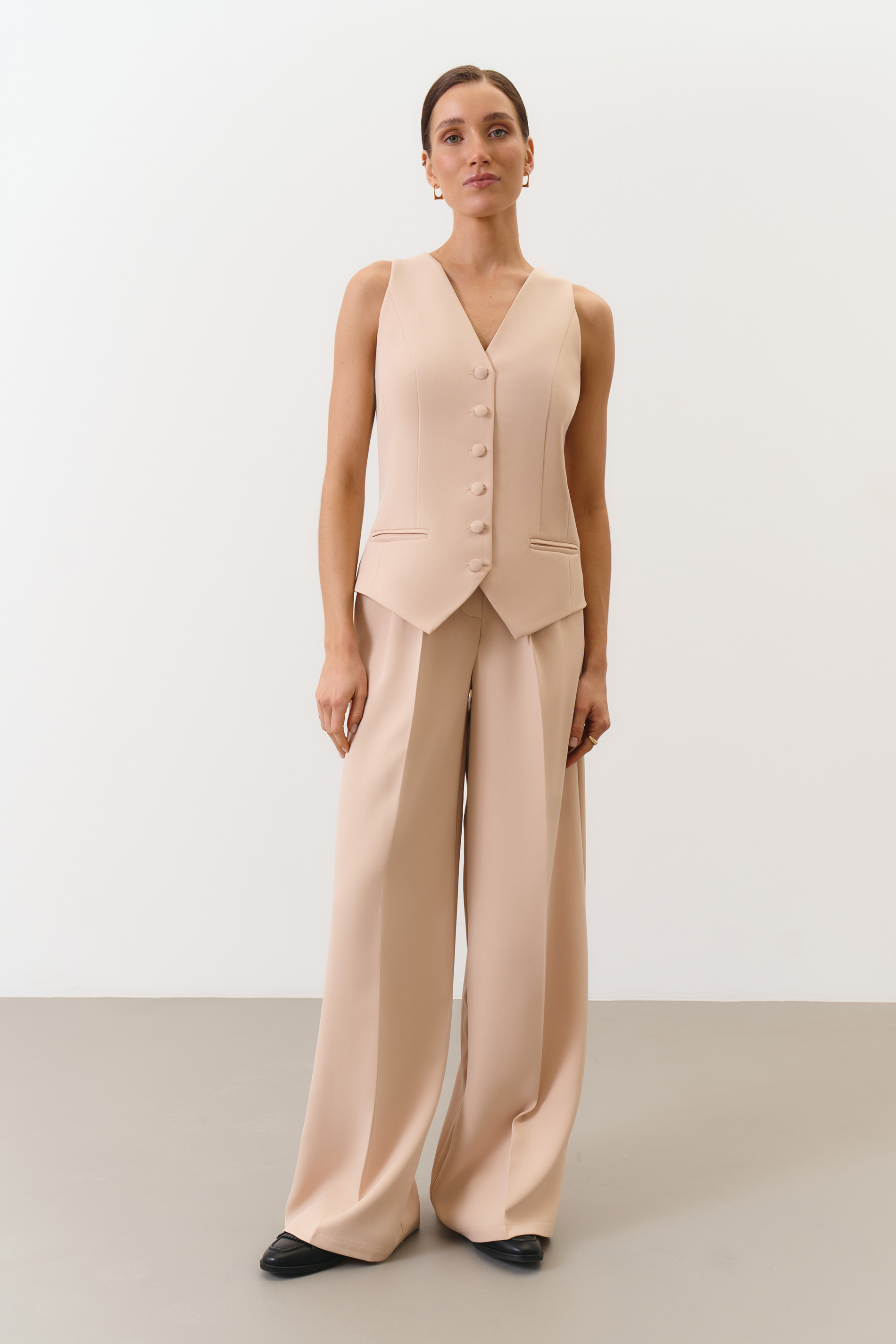 Жилет oversize кроя J26306